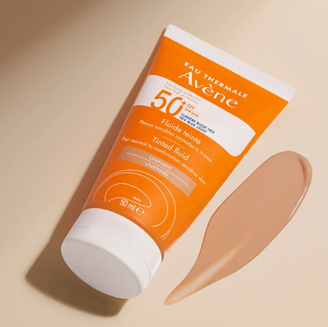 Fluido con color SPF 50+ 50ML